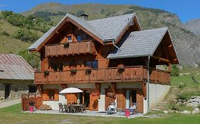 Chalet de Pont Peyron Gîte de L'Ours